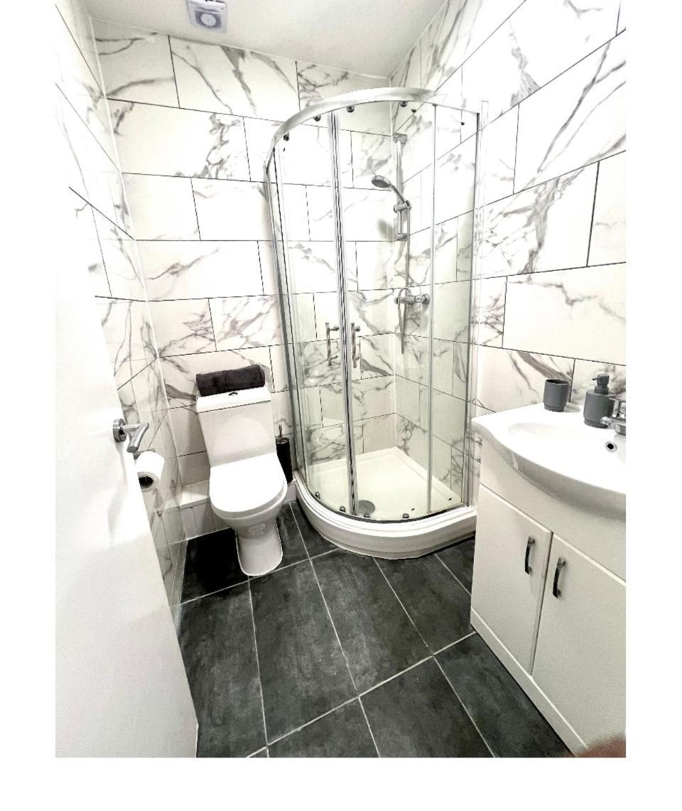 Central Locations 1 Bed Apartments Sleeps 4 Londres Extérieur photo
